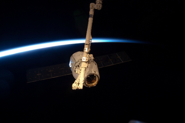 SpaceX Dragon Successfully Docks at International Space Station