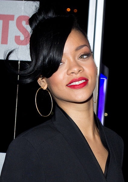 Rihanna Attends Movie Premiere