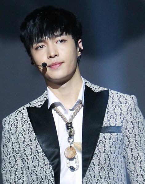 EXO K-Pop News: Lay and Jackie Chan Co-Star in 'Kung Fu Yoga'  Chinese-Indian Action Film - Zhang Yixing of EXO-M Will Travel to India in  Fall 2015 : Entertainment : Christianity Daily -