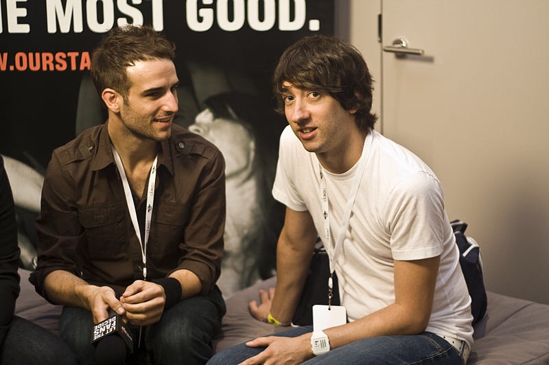 Lead Singer Tom Higgenson Is Interviewed