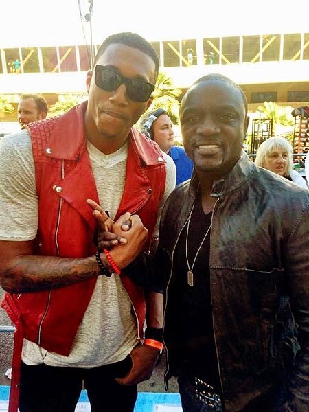 LeCrae and Akon Attend Billboard Music Awards