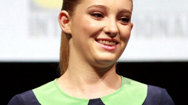 Willow Shields Attends 2013 Comic Con 