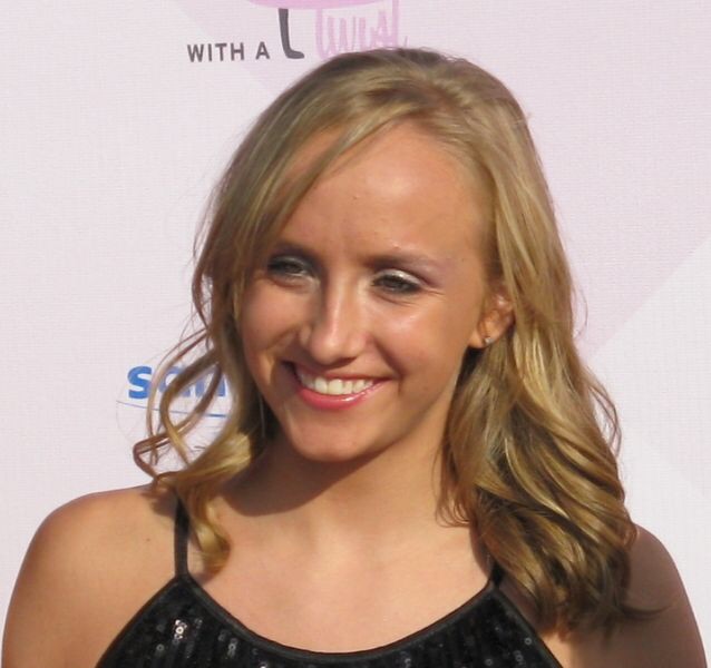 Nastia Liukin Attends Women's Cancer Benefit