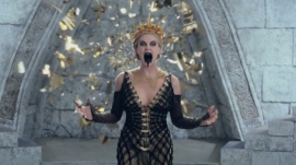 Charlize Theron in &#039;The Huntsman: Winter&#039;s War&#039;