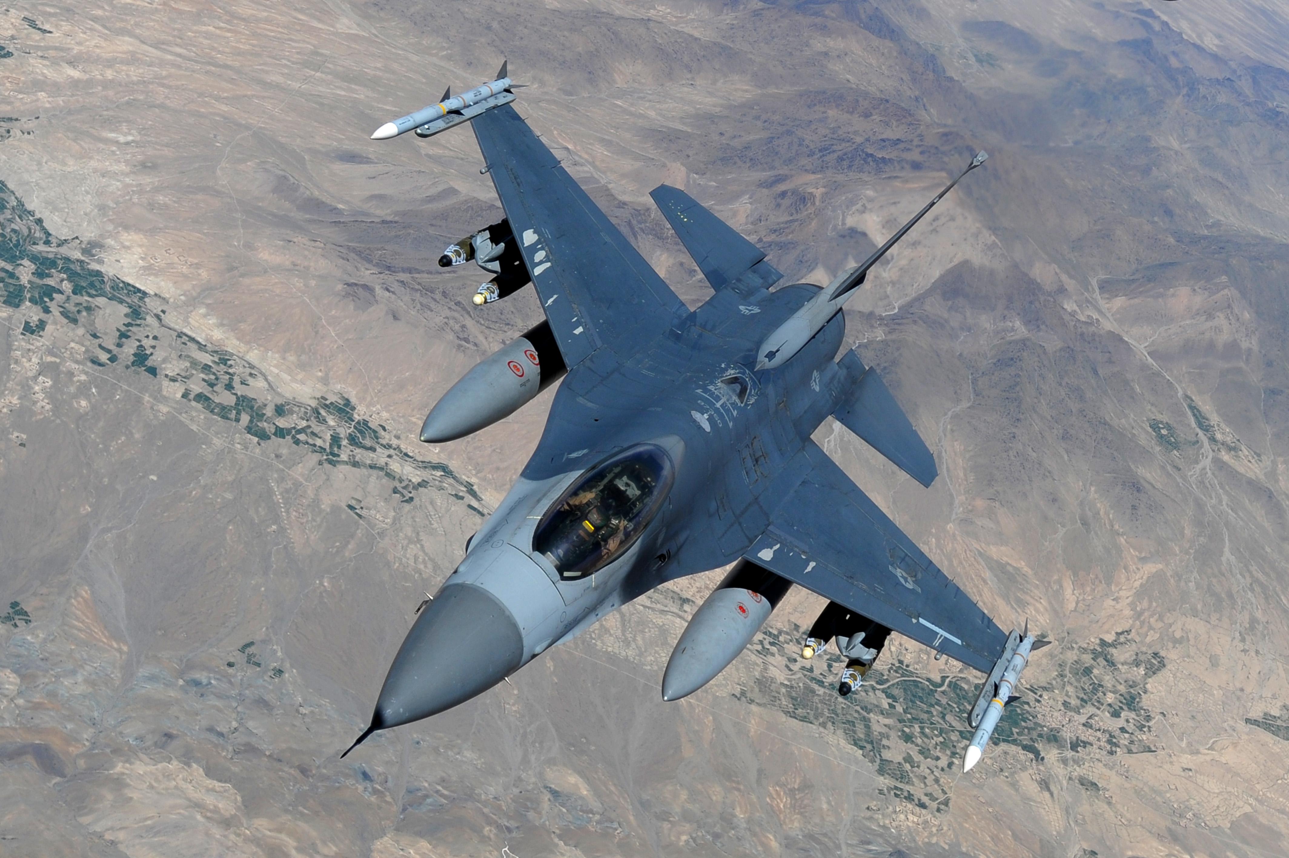 USAF F-16