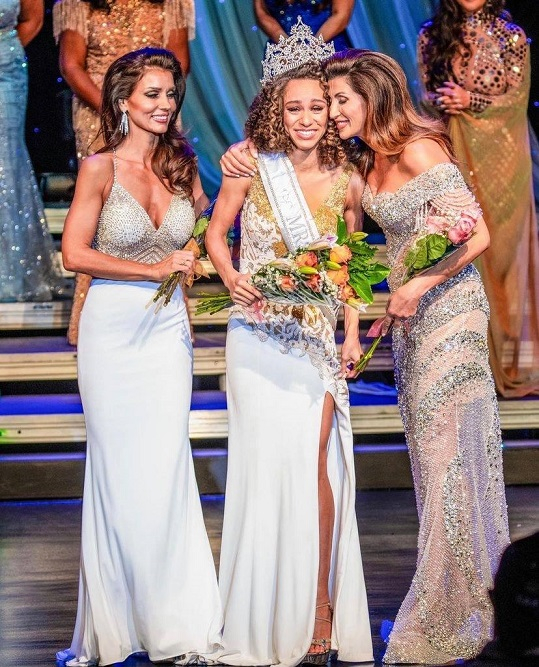 Former Foster Child Gives Glory To God As She Is Crowned Mrs. Universe