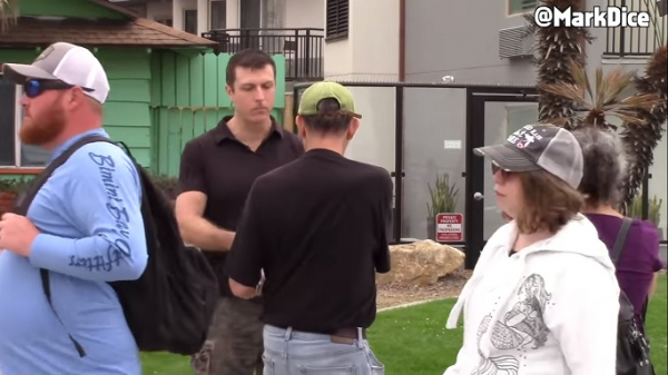 Mark Dice conducting a fake survey