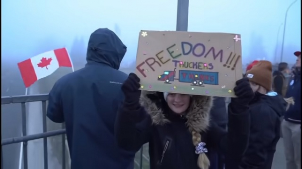 People supporting the Freedom Truckers in Canada