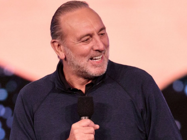 Two Women File Complaints Against Hillsong Founder Brian Houston for Inappropriate Behavior