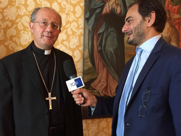 Italian Archbishop Blasts Putin Over Ukraine Invasion: 'Apex of Immorality and Madness'