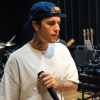 Justin Bieber Offers Free Online Therapy To Music Tour Crew And His Fans